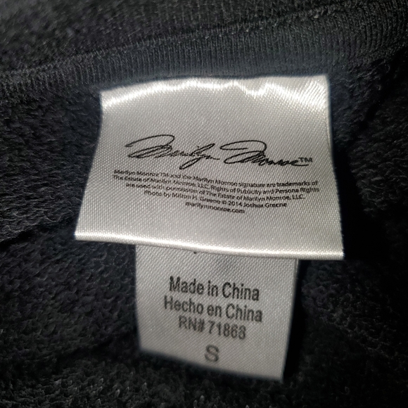 Marilyn Monroe Sweatshirt - Picture 10 of 10